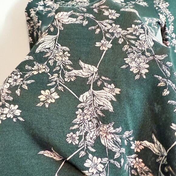 BCBGMAXAZRIA Semi-Sheer Floral Long Sleeve Top Spruce Combo Green Size XXS NWT - Picture 7 of 13